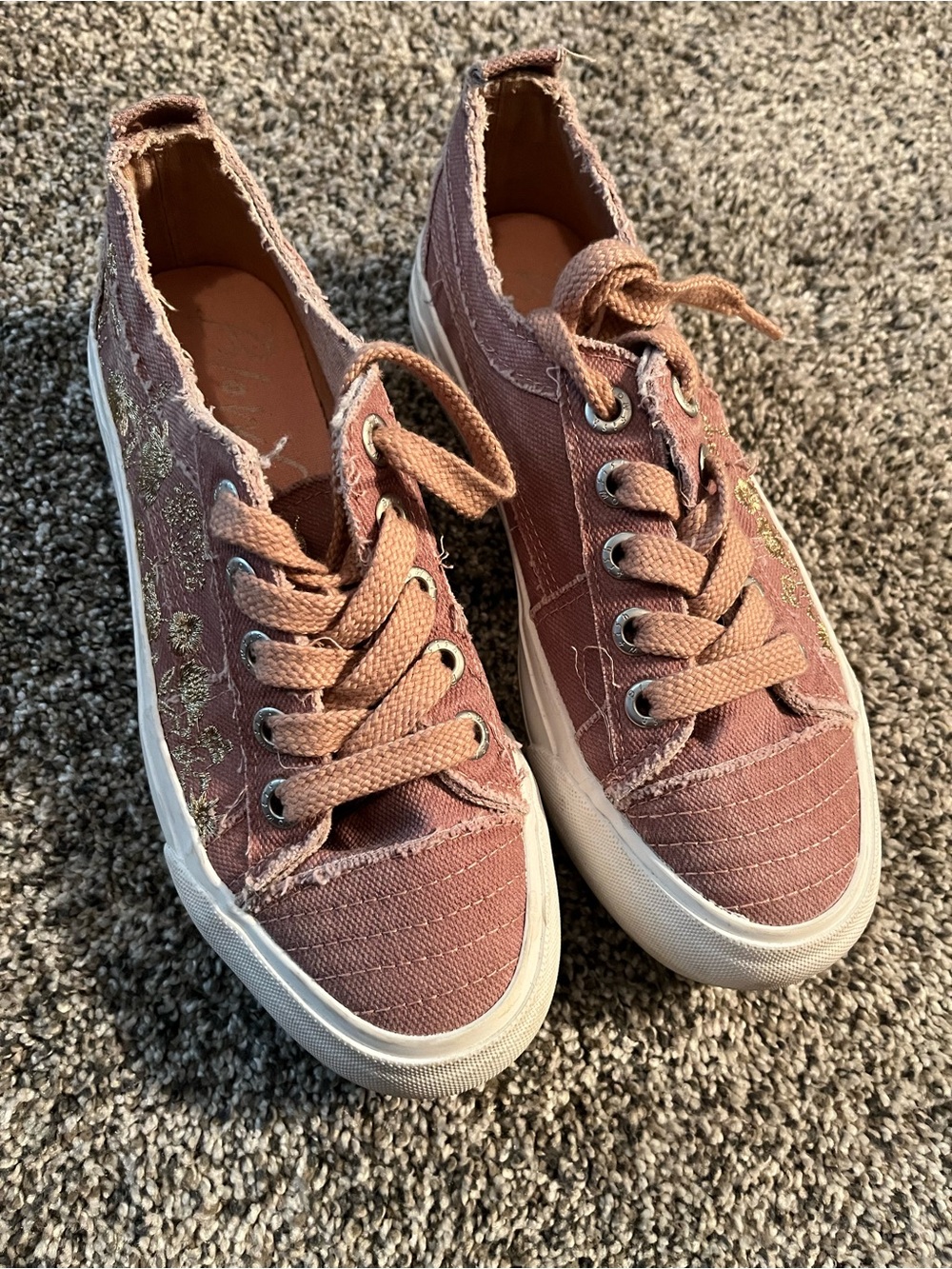 Mauve Pink Canvas Lace-Up Sneakers with Embroidered Detail